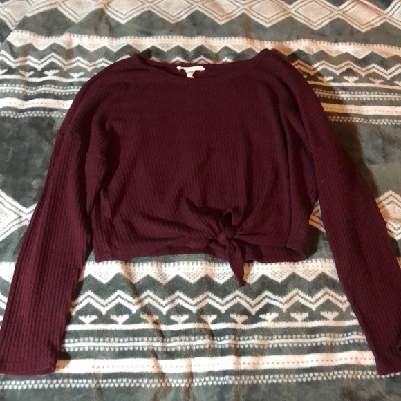 Rue21 Tops - Cute Maroon blouse
